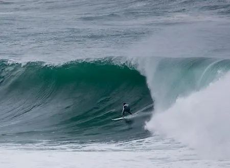 Na Cidade Do Surf *